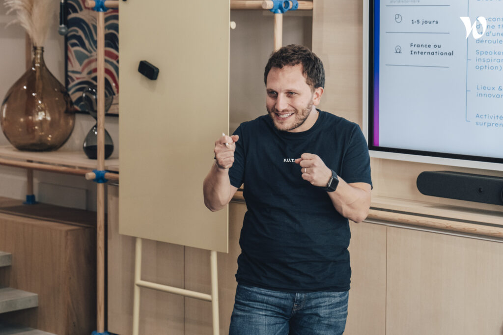 FUTURE AGENCY 2000 12